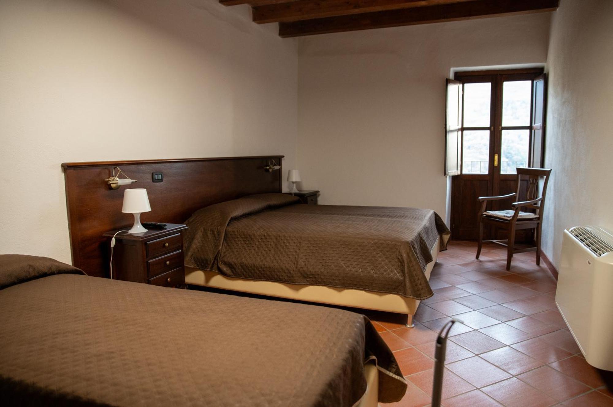 Dimora Del Borgo Affittacamere Sangineto Exterior foto